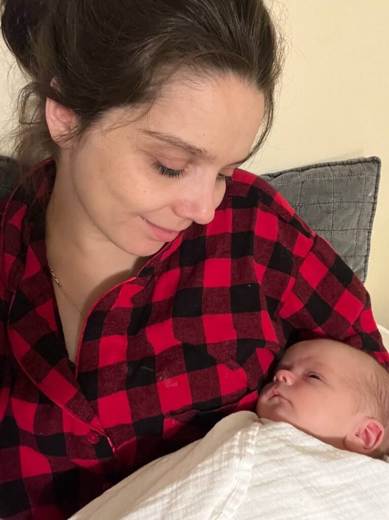 Олег Сенцов став батьком четвертої дитини. Перше фото маляти