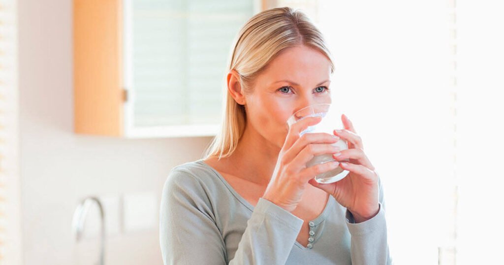 Простий та науково доведений спосіб зрозуміти, чи достатньо води ви п’єте