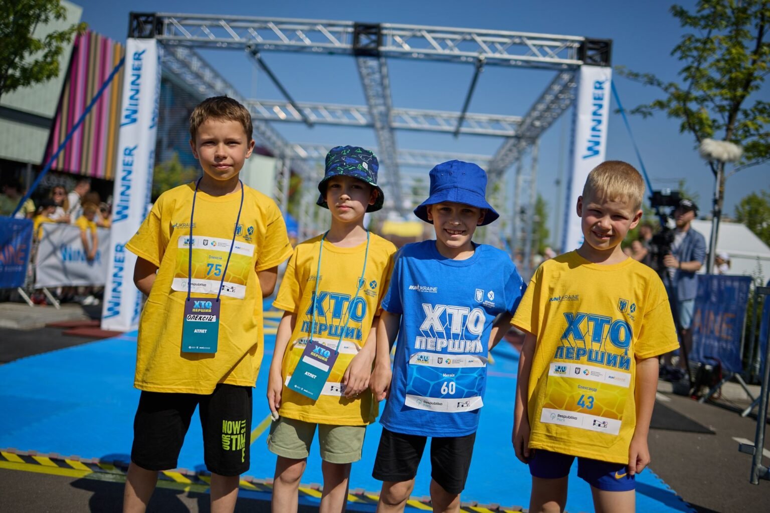 Дитячі змагання Хто перший: більше сотні дітей, співаки, олімпійський чемпіон Жан Беленюк