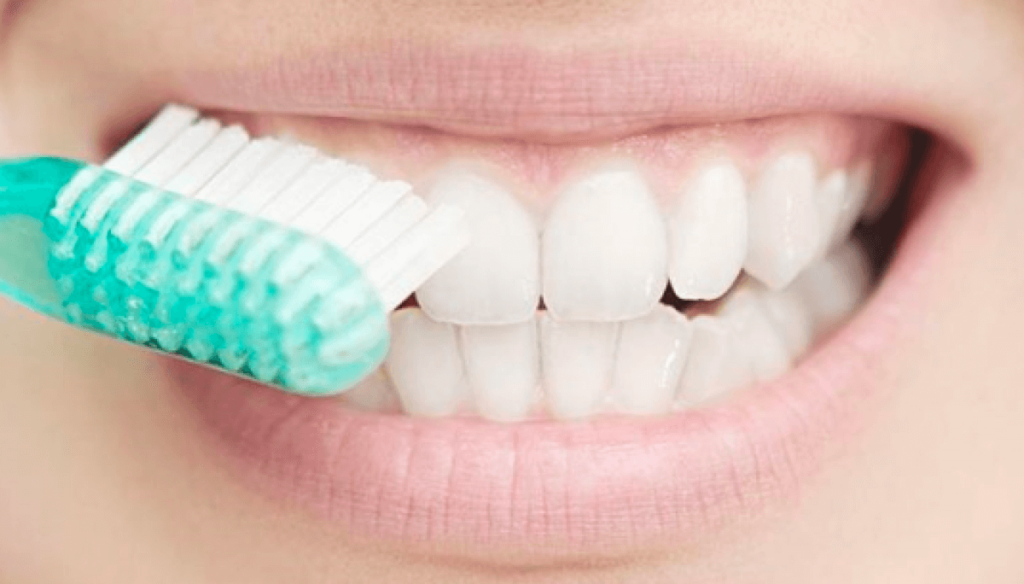 Професійна гігієна порожнини рота