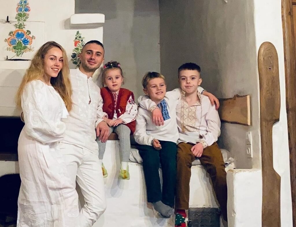 Alyosha рассмешила Сеть новым видео с 3-летней дочерью от Тараса Тополи