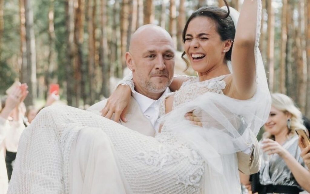 Каменских публично поздравила Потапа с пятилетием их брака