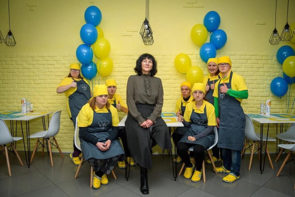 Где в Киеве поесть и выпить кофе и сделать доброе дело: 3 благотворительных заведения столицы