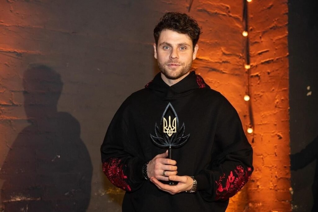 Известный украинский актер попал в ДТП на мотоцикле: первые подробности