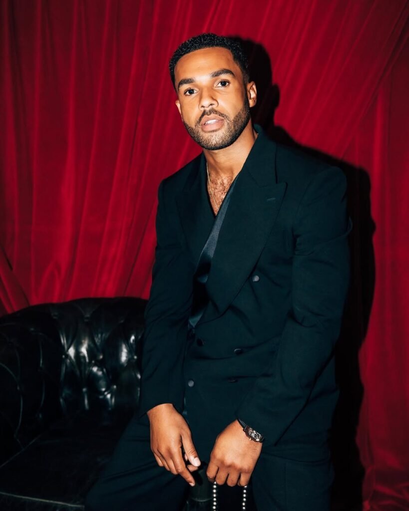 Новый избранник Шакиры и один из самых красивых мужчин мира: 11 интересных фактов о Люсьене Лавискаунте — звезде «Эмили в Париже»