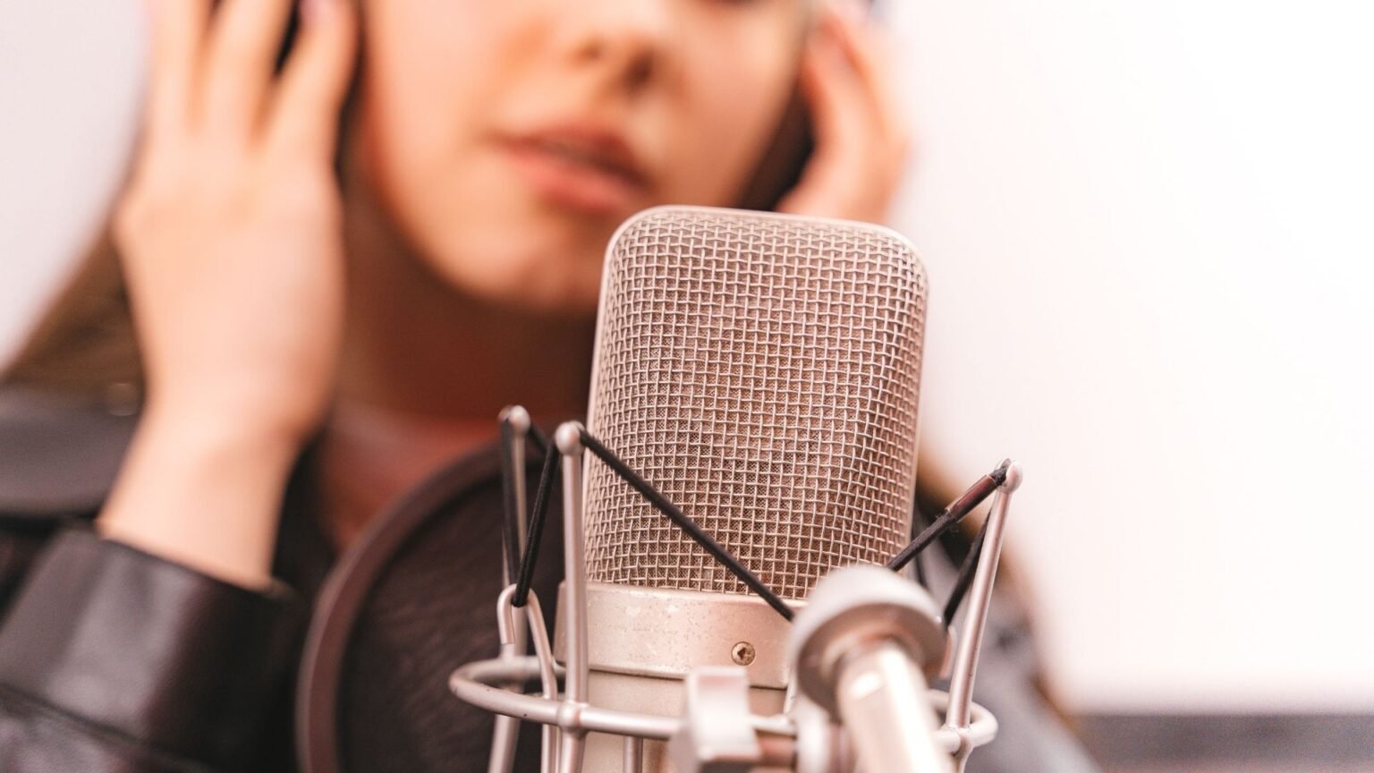 Лучшие песни о детях на украинском языке: душевная подборка к празднику (ВИДЕО)