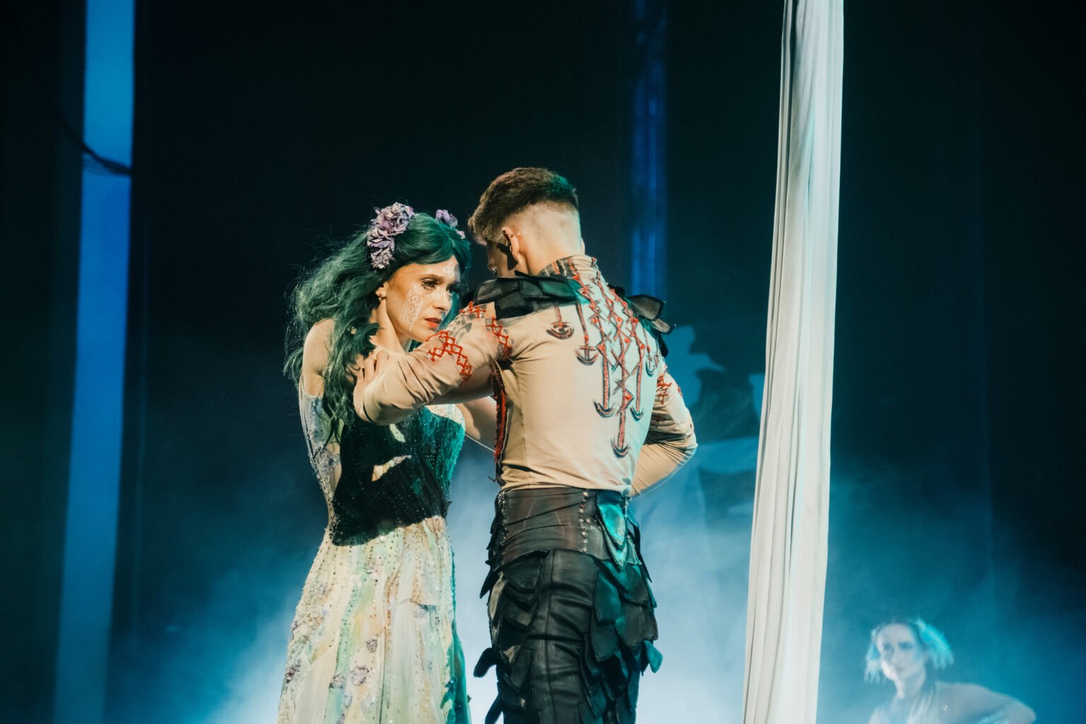 От мультика до циркового представления: “Мавка” представила грандиозное шоу с аромапогружением (ФОТО)