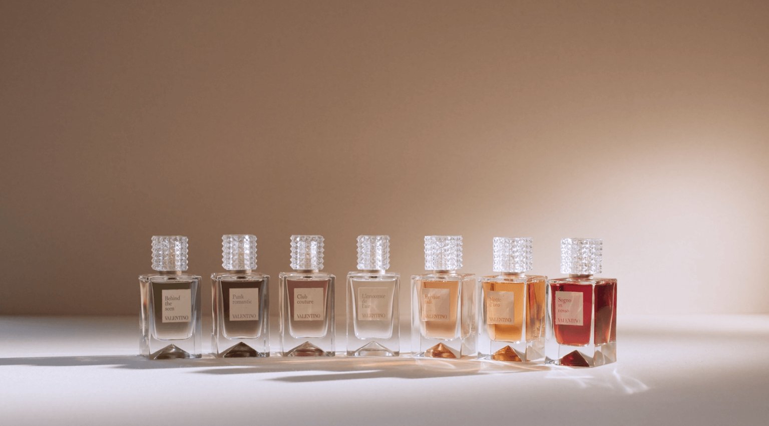 Парфюмерные новинки Valentino: 7 летних ароматов, пахнущих итальянской роскошью