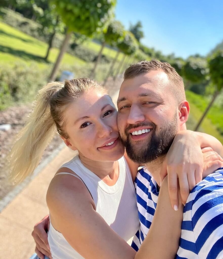 Как Алена Омаргалиева выходила замуж за Тамерлана: редкие свадебные фото звездной пары