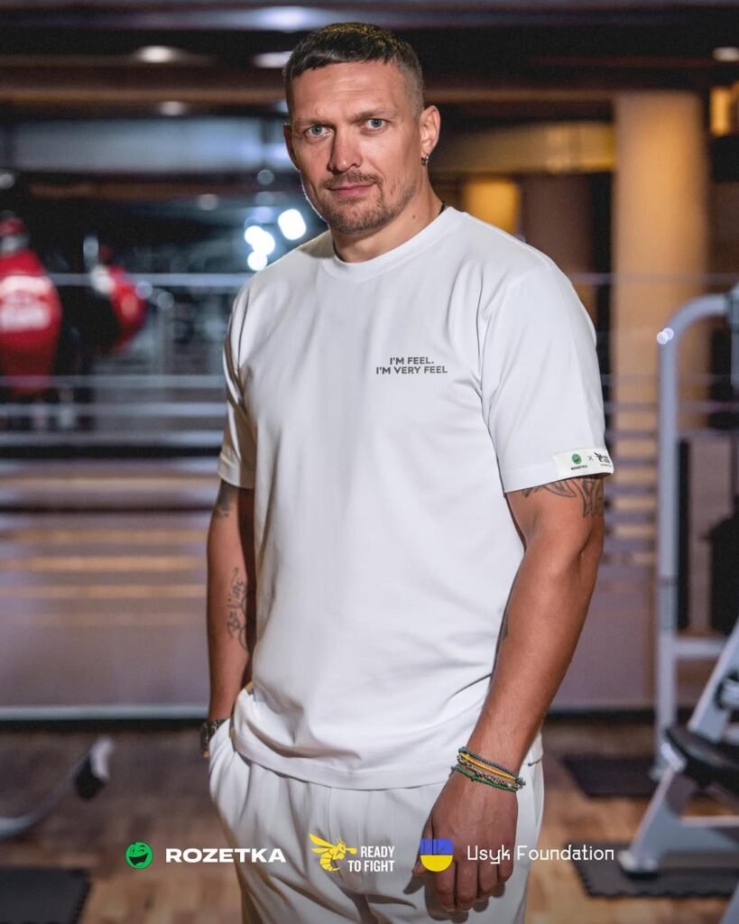 Александр Усик подарил украинцам еще одну победу: реакция селебрити на блестящий бой с Дюбуа (ФОТО)