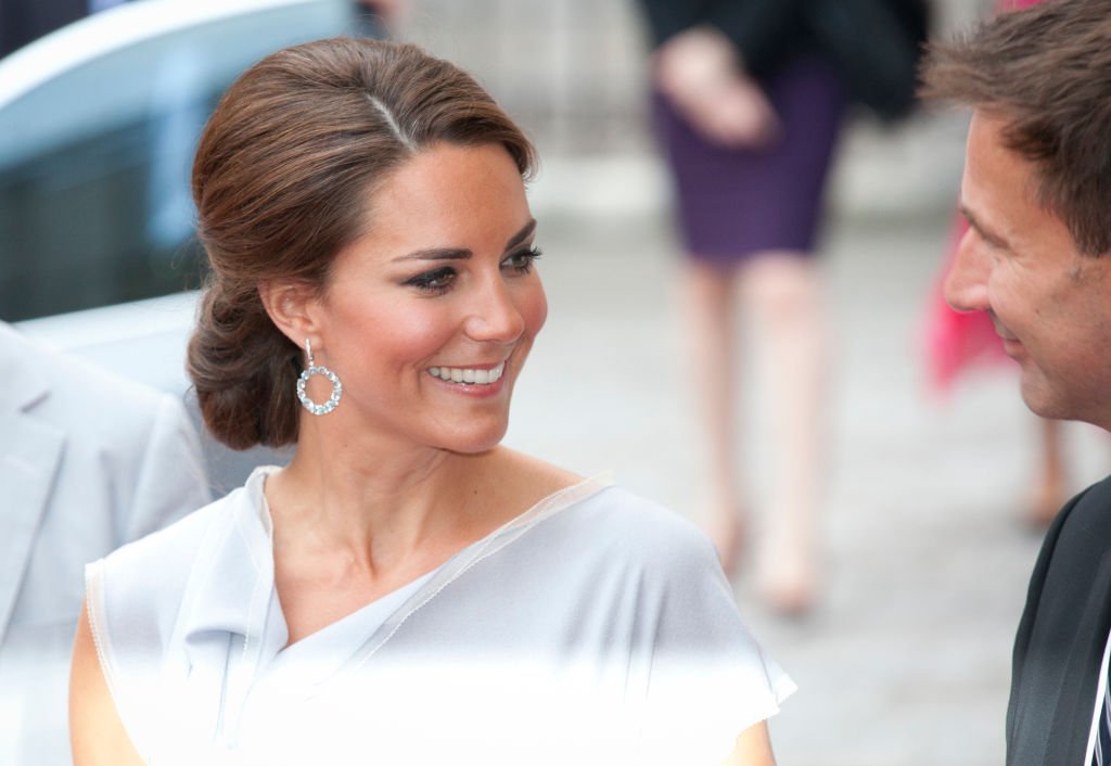 Принцесса Уэльская показалась без парика: как выглядит прическа Кейт Миддлтон после химиотерапии (ВИДЕО)