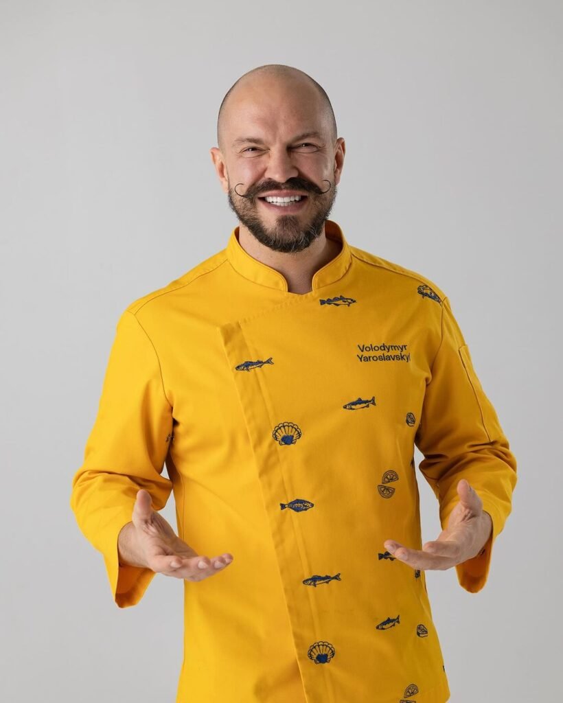 Яйца пашот за 655 гривен: сколько стоит позавтракать в ресторане шефа «МастерШеф» Владимира Ярославского