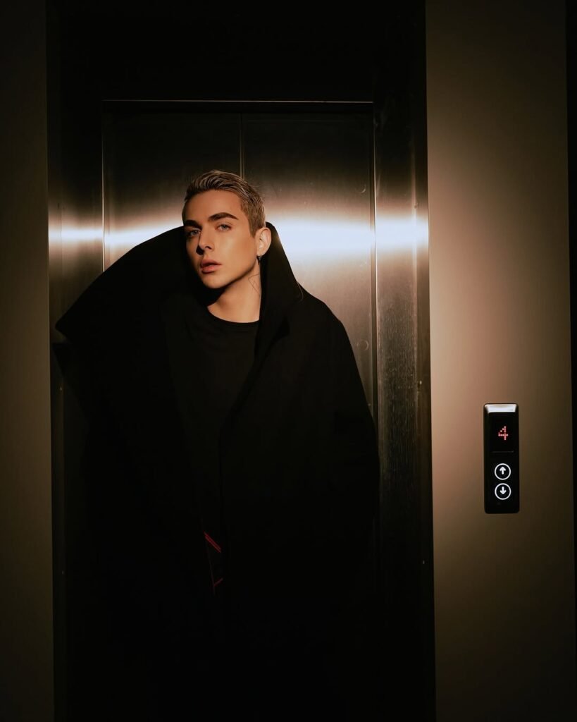 MELOVIN признался, с кем ему легче строить отношения – с парнями или девушками и раскрыл, есть ли у него любимый человек (ВИДЕО)