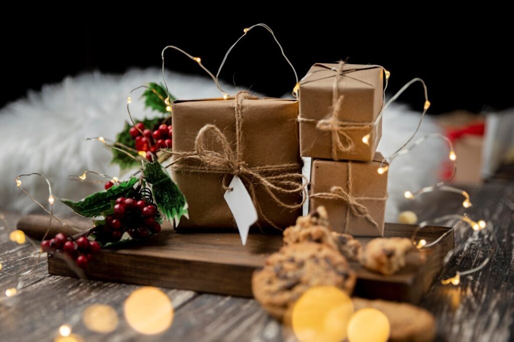 Что подарить куме на Новый год 2026: ТОП-20 идей на небольшой бюджет