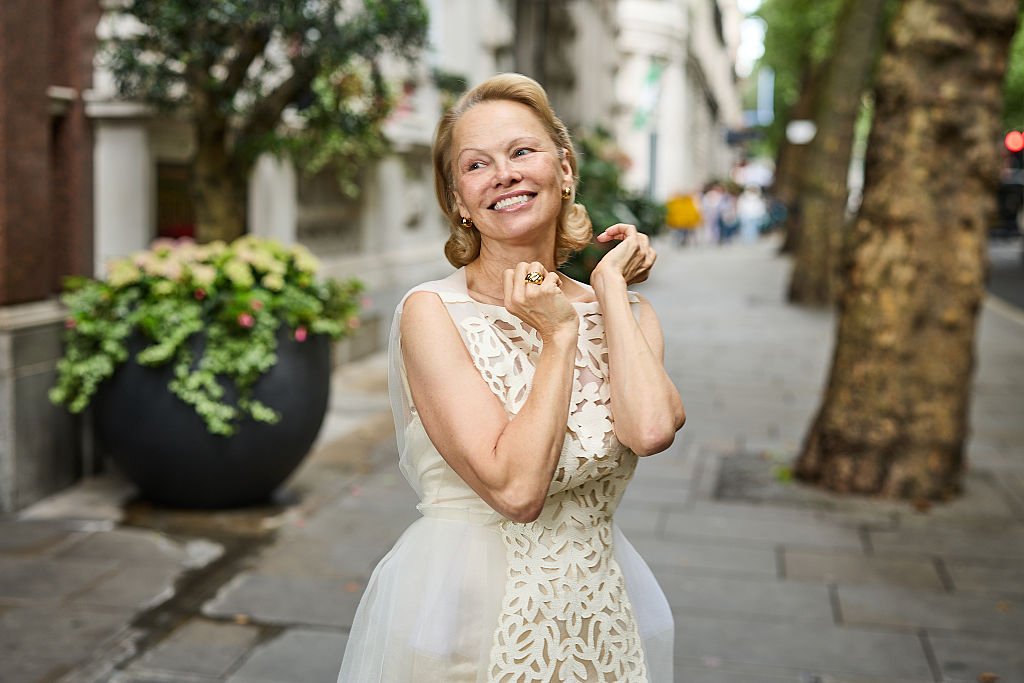 Памела Андерсон призналась, что хочет сменить фамилию