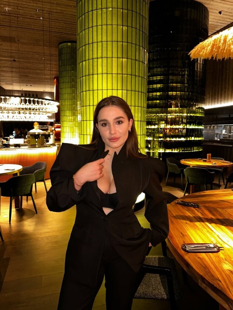 Набрала 25 кг и заработала булимию: Юстина из “Холостяка-13” призналась, как участие в шоу сломало ее жизнь