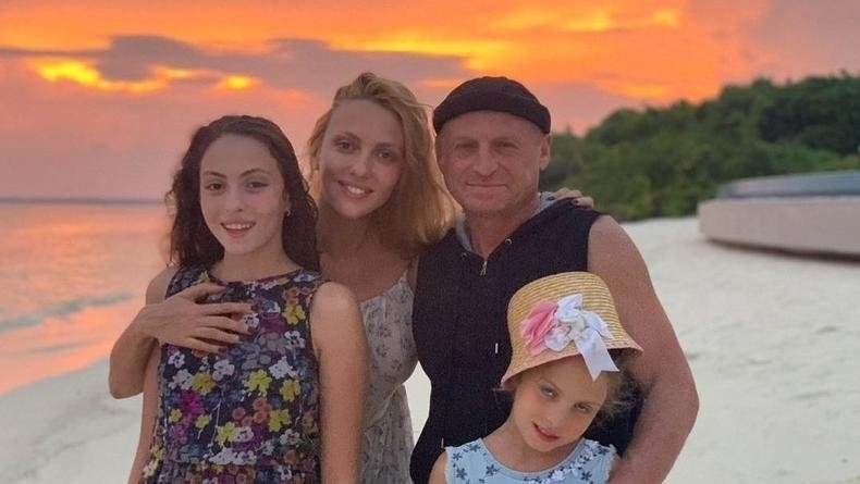 Муж Поляковой признался, как 18-летняя разница в возрасте едва не помешала их роману