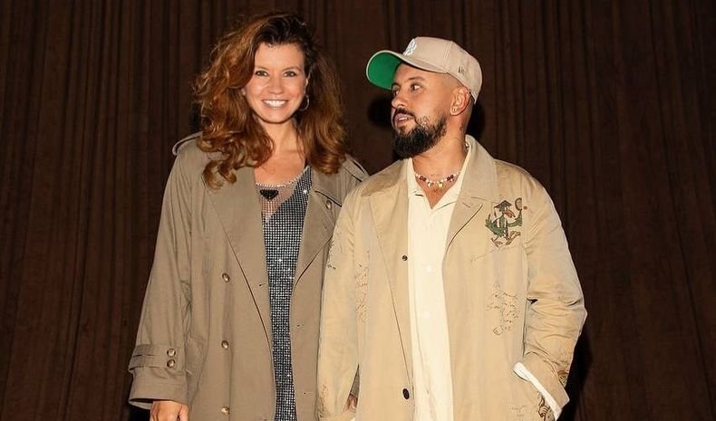 «Радуемся новым зубкам»: жена Монатика показала свежие фото годовалого сына