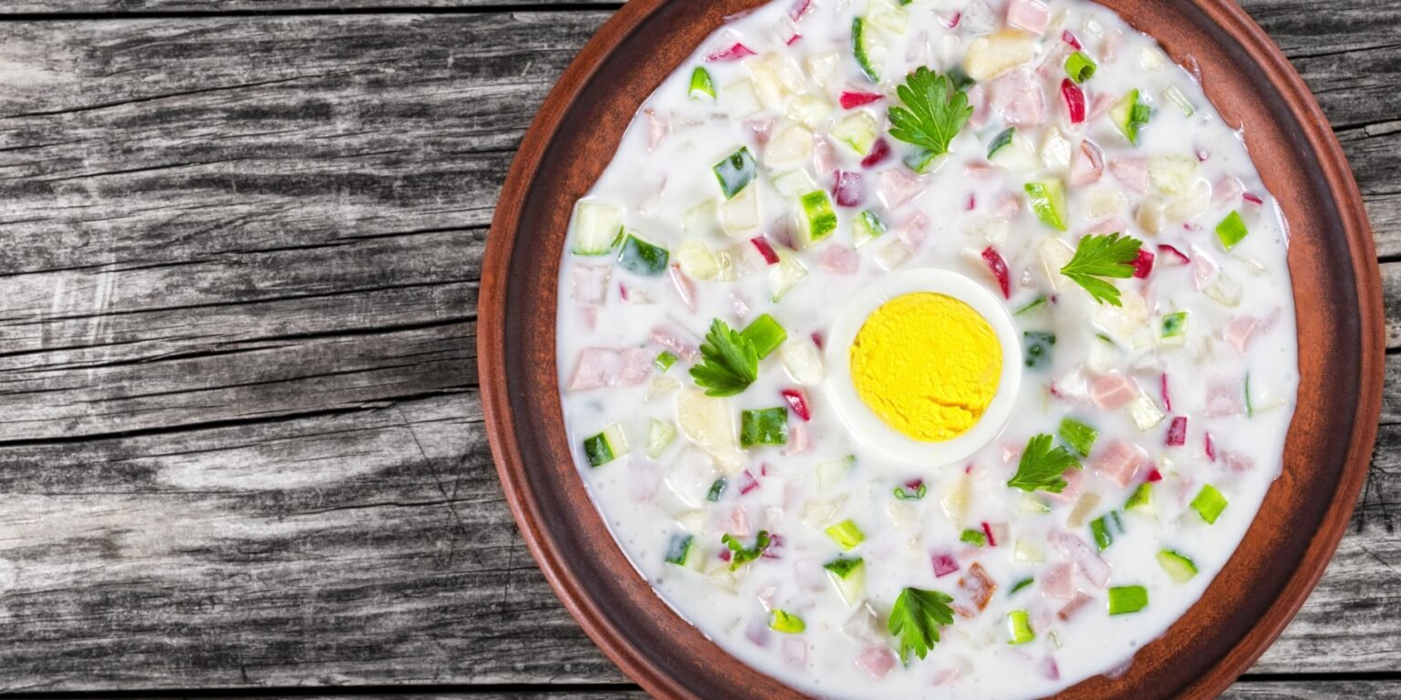 Коварное блюдо: сколько часов можно хранить готовую окрошку